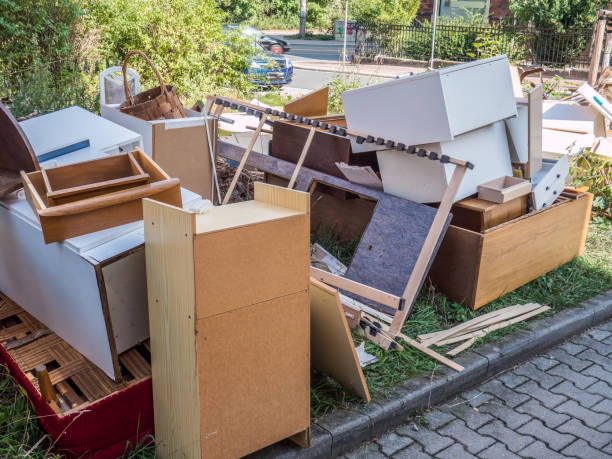 Best Yard Cleanup Services  in Helena, OK
